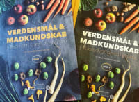Danske skoleelever får bæredygtige madlavningsbøger mellem hænderne