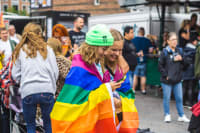 LGBT+-rettigheder i Danmark bliver bedre og bedre, men trivslen halter