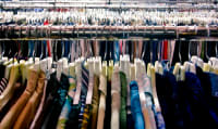 Virksomheder lover at stoppe kæmpe tøjspild