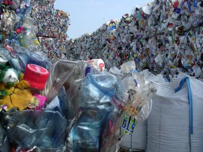 Nedbrydning af plastik