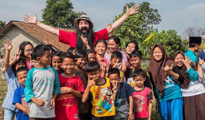 Hr. Skæg i Indonesien
