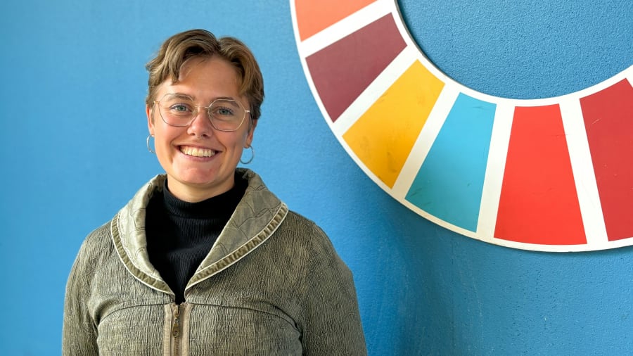 Karoline Fodgaard Hansen håber at kunne bruge sin viden fra akademiet i sit job som presse- og kommunikationskonsulent. Foto: Julie Thodsen Toft
