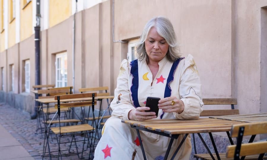 Facebookgruppe blev Trines redning, da hendes datter blev syg. Og hun er langt fra alene