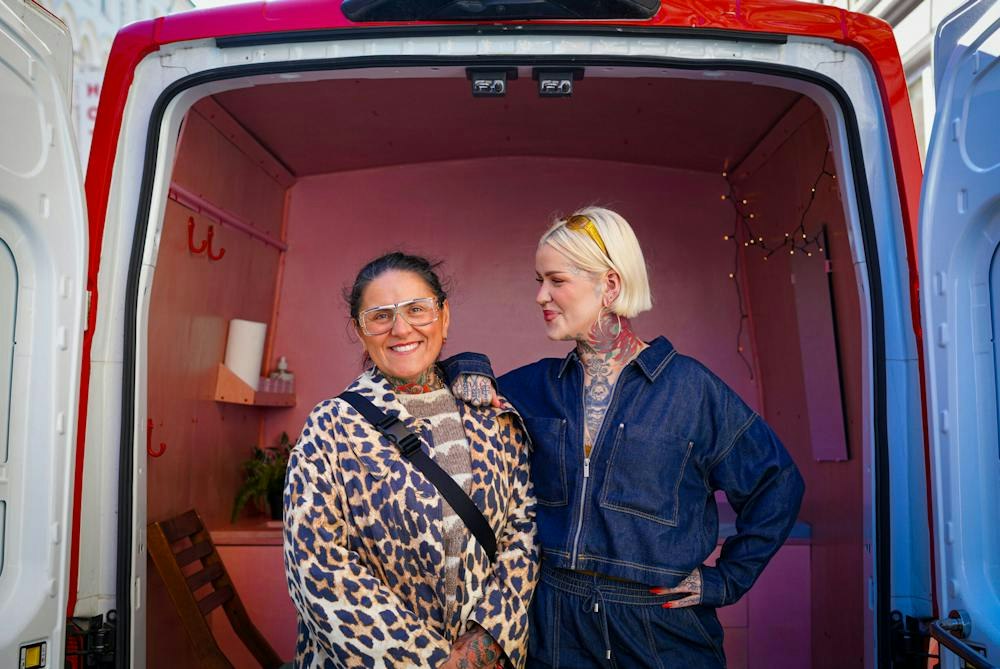 Istedgades sexarbejdere får ny rød vogn til at betjene deres kunder, og det skaber tryghed