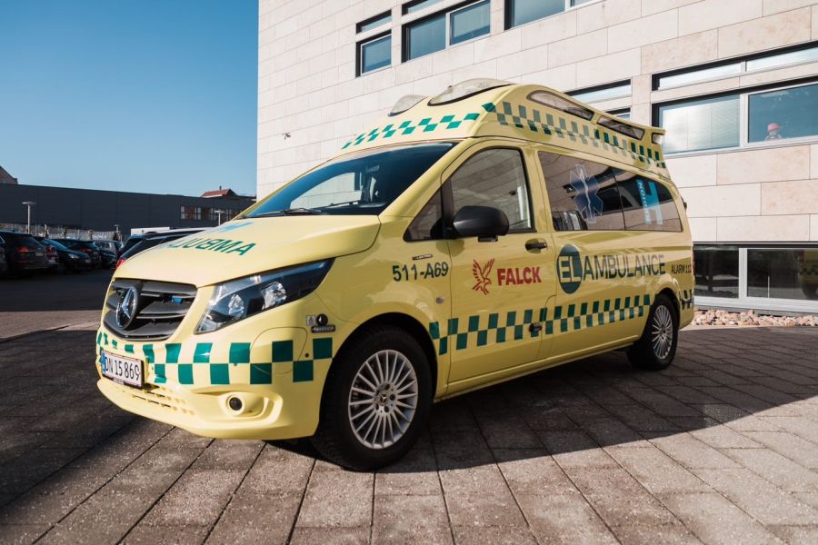 Den nye el-ambulance er af modellen Mercedes Benz e-Vito Tourer L3. Foto: Falck  